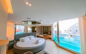 Motel Cavalo Branco